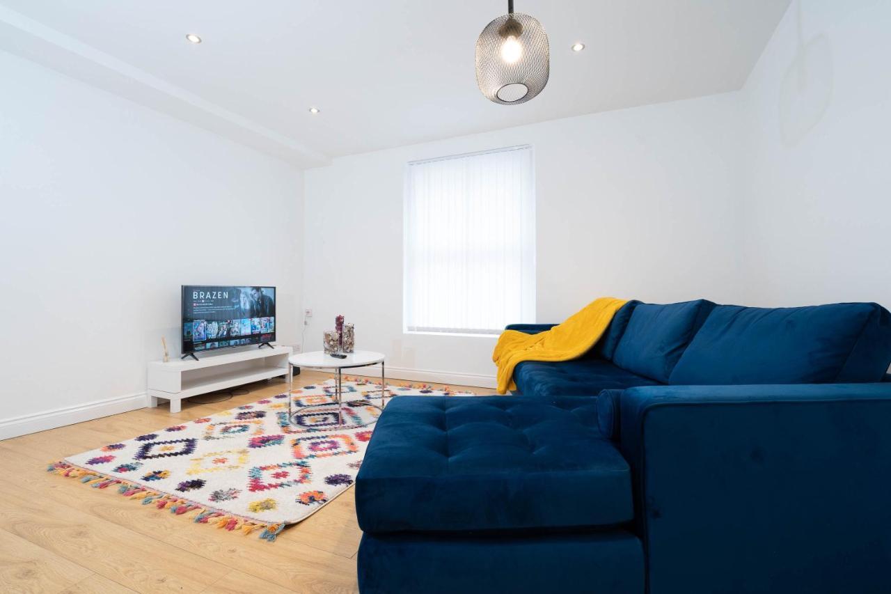 Three Bedroom Apartment- One Choice Stays Serviced Accommodation- Jewellery Quarter Бирмингам Екстериор снимка